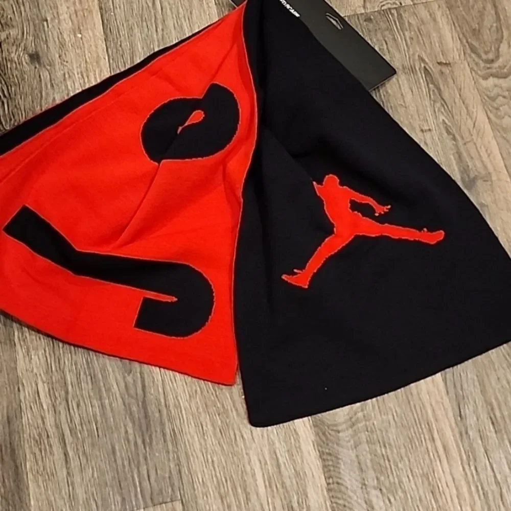 Jordan Oversized Reversible‎ Scarf
